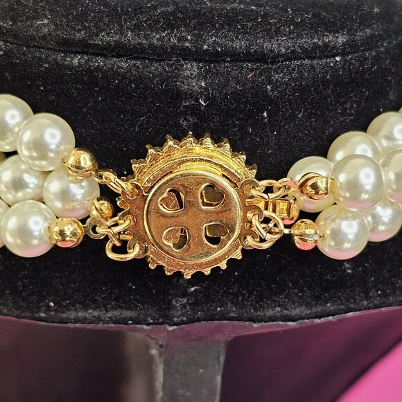Vintage Faux Pearl Triple Strand Necklace With Ornate Gold Tone Clasp Choker - Picture 8 of 10